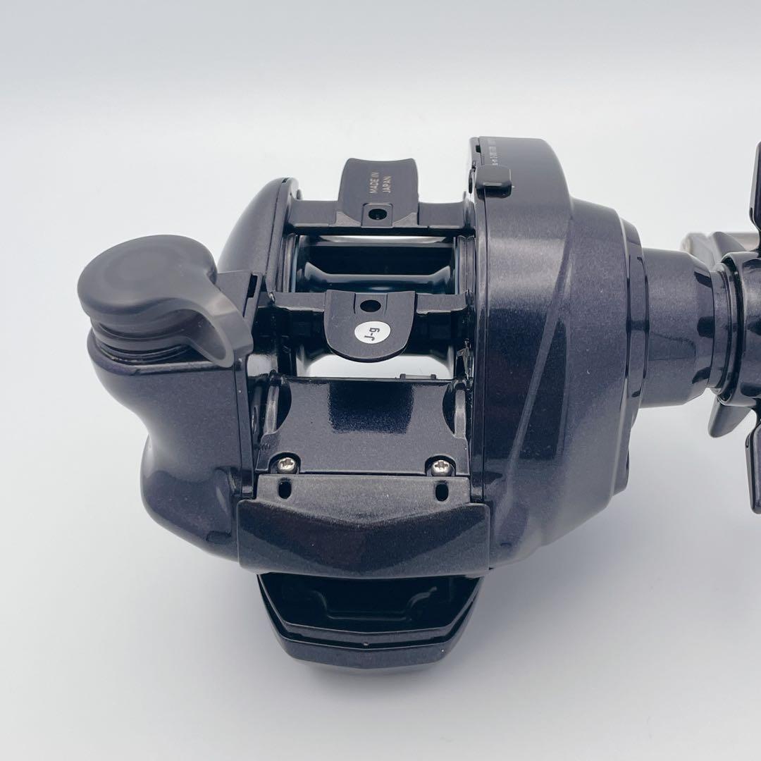 ほぼ未使用✨ダイワ 23 レオブリッツ 200J 右巻電動リール 実釣1.9km