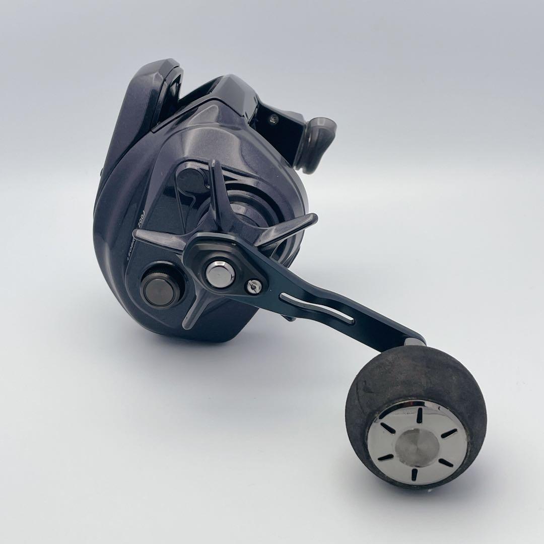 ほぼ未使用✨ダイワ 23 レオブリッツ 200J 右巻電動リール 実釣1.9km