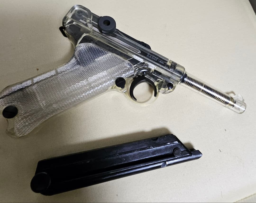 タナカ　LUGER P08 4インチモデル　スケルトン仕様マガジン新品