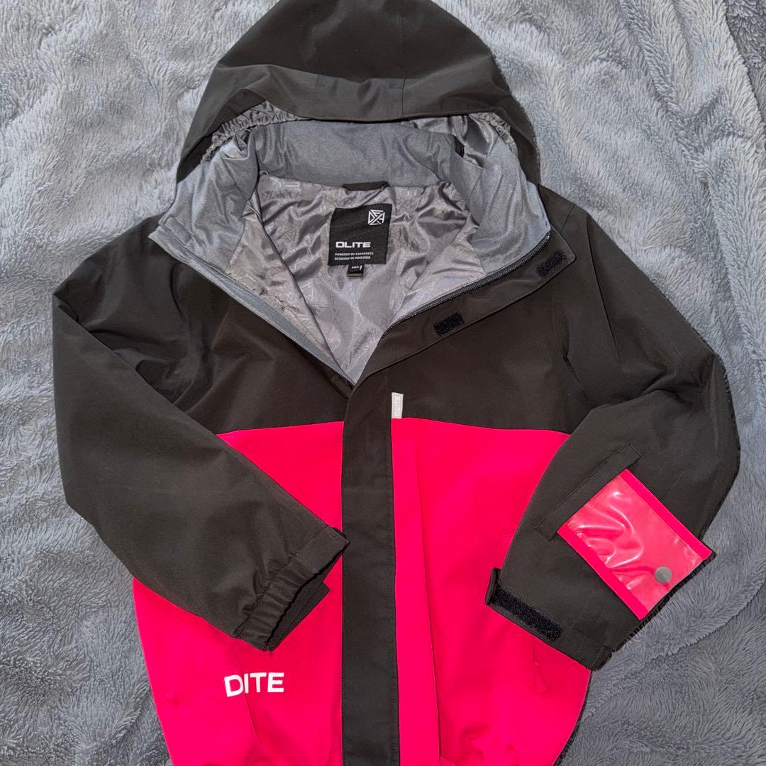 キッズ スキー スノーボード ウェア セット 手袋付 美品 140 DLITE