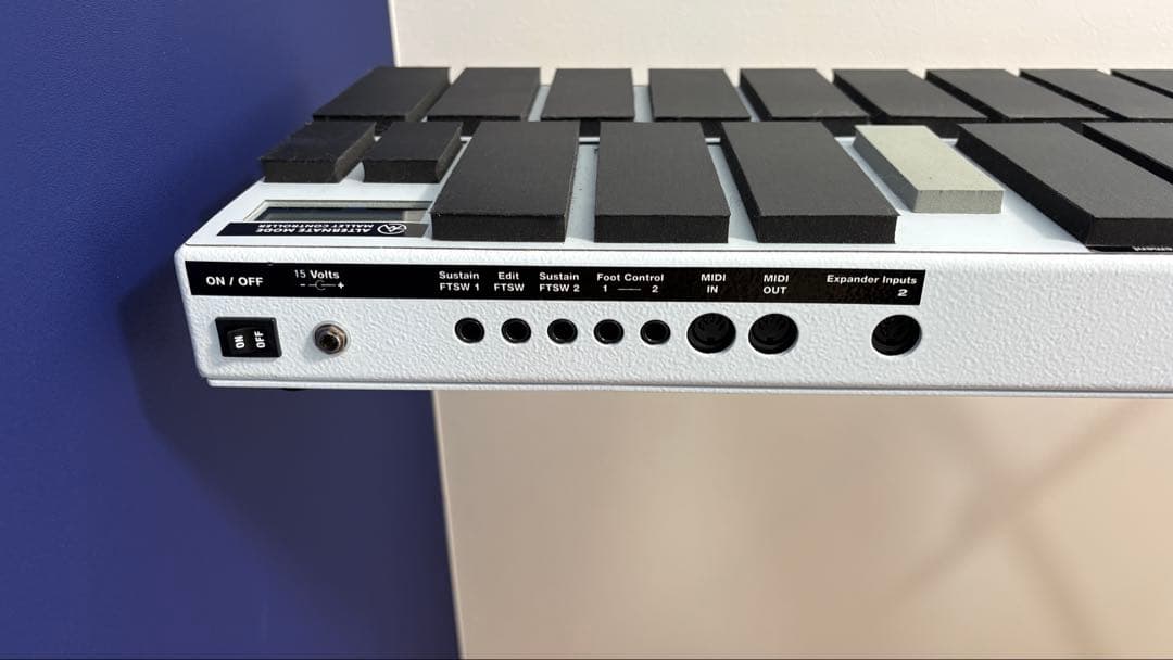 【らら】VIBEKAT alternate mode 4オクターブ エレキ