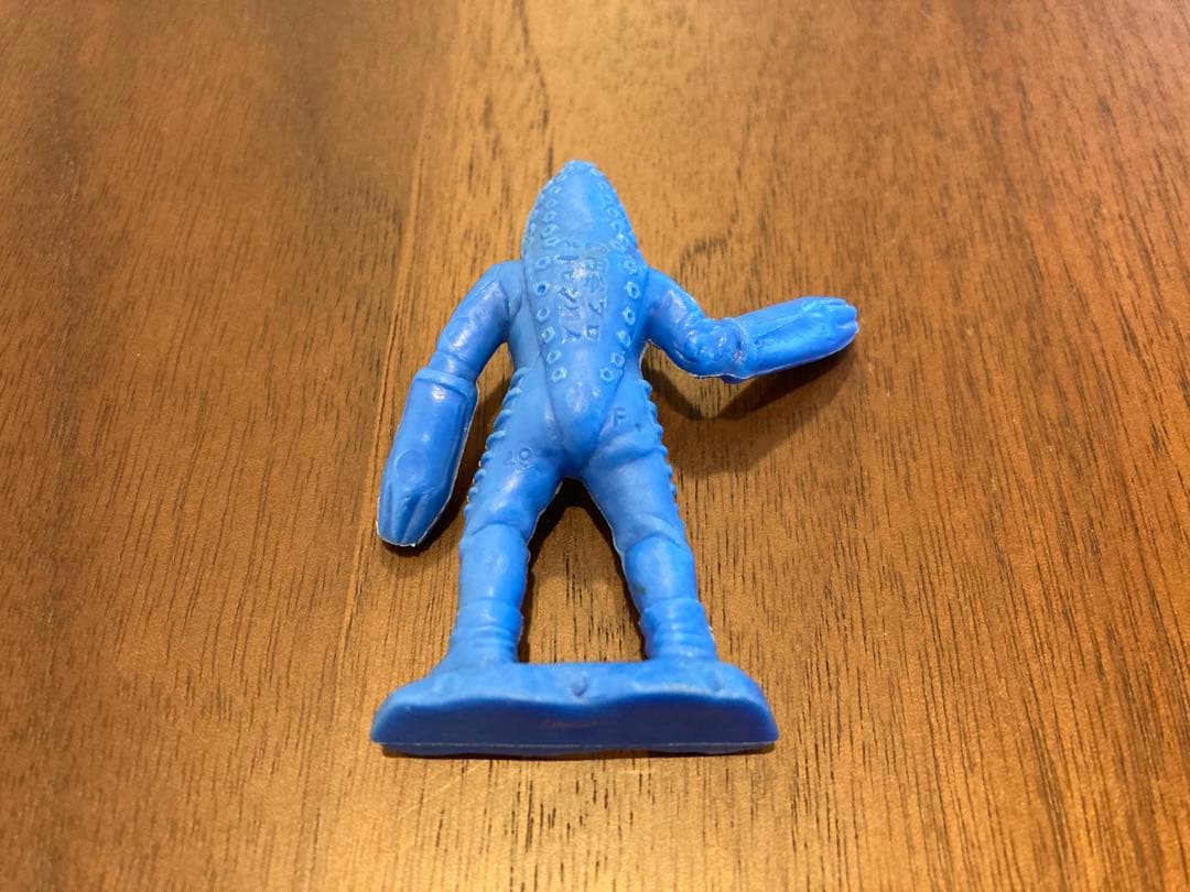 希少　ウルトラマン　消しゴム　メトロン星人　バルタン　円谷プロ