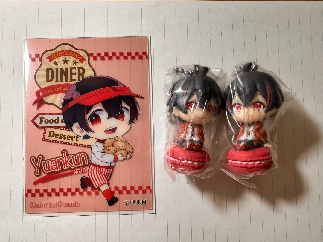 カラフルピーチ　まとめ売り　アクリルスタンド、カード、カプセルトイ