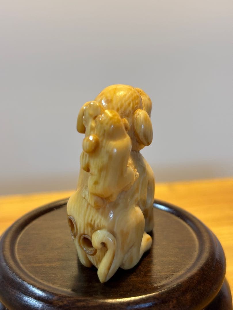 【希少】犬の親子　時代提物 根付 銘有り　アンティーク　印籠