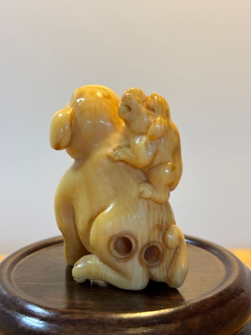 【希少】犬の親子　時代提物 根付 銘有り　アンティーク　印籠