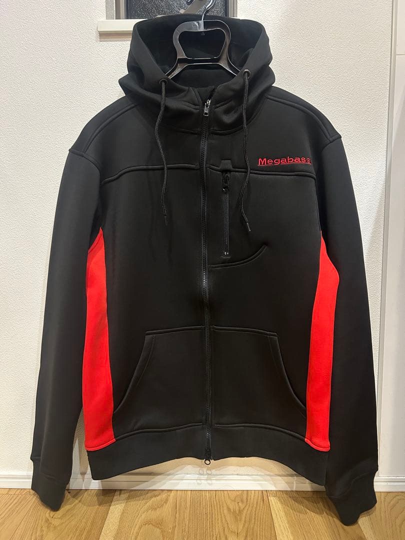 メガバス　HYBRID HOODY ハイブリッドフーディー　パーカー　ブラック