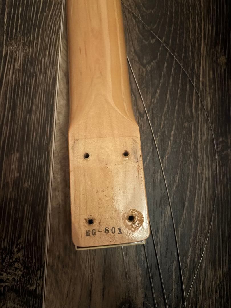 FERNANDES MG-80X hideモデル　モッキンバード