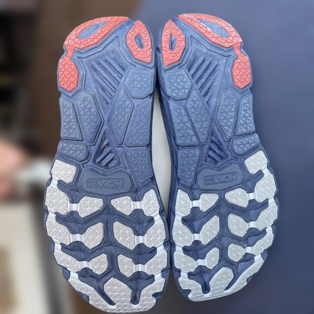 ホカオネオネ　クリフトン7 28センチ