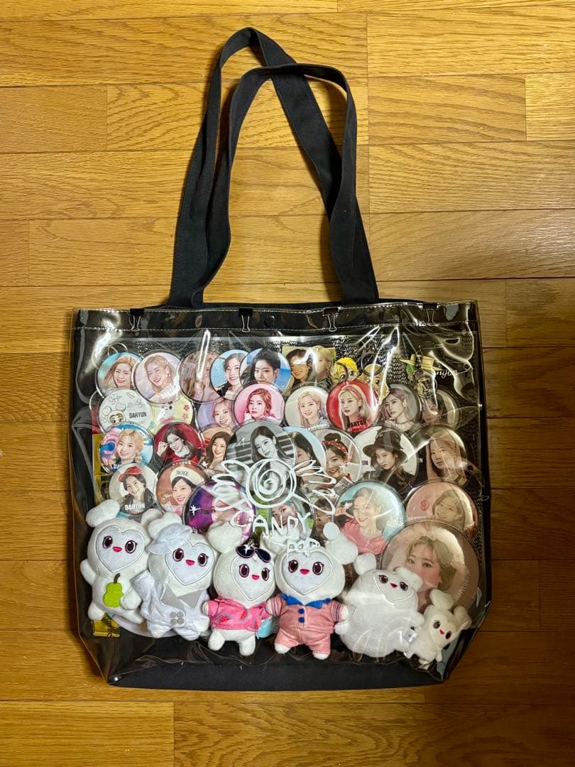 カワウソ TWICE ダヒョン 缶バッジ ダブリー 痛バ