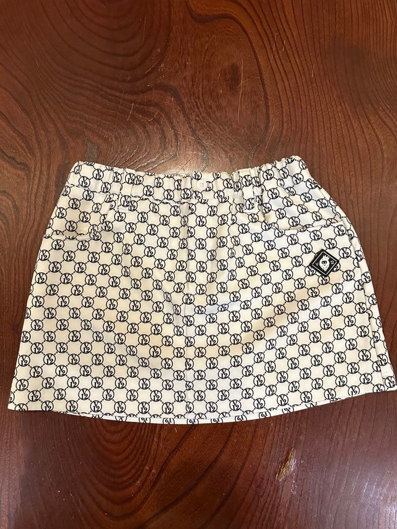 V12 スカート ホワイト サイズ2 美品