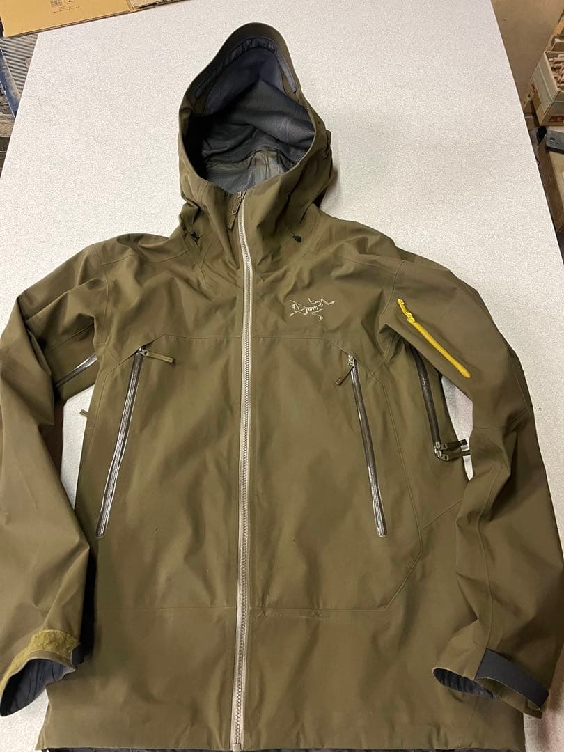 ARC'TERYX SABRE JACKET Sサイズ　アークテリクス　セイバー
