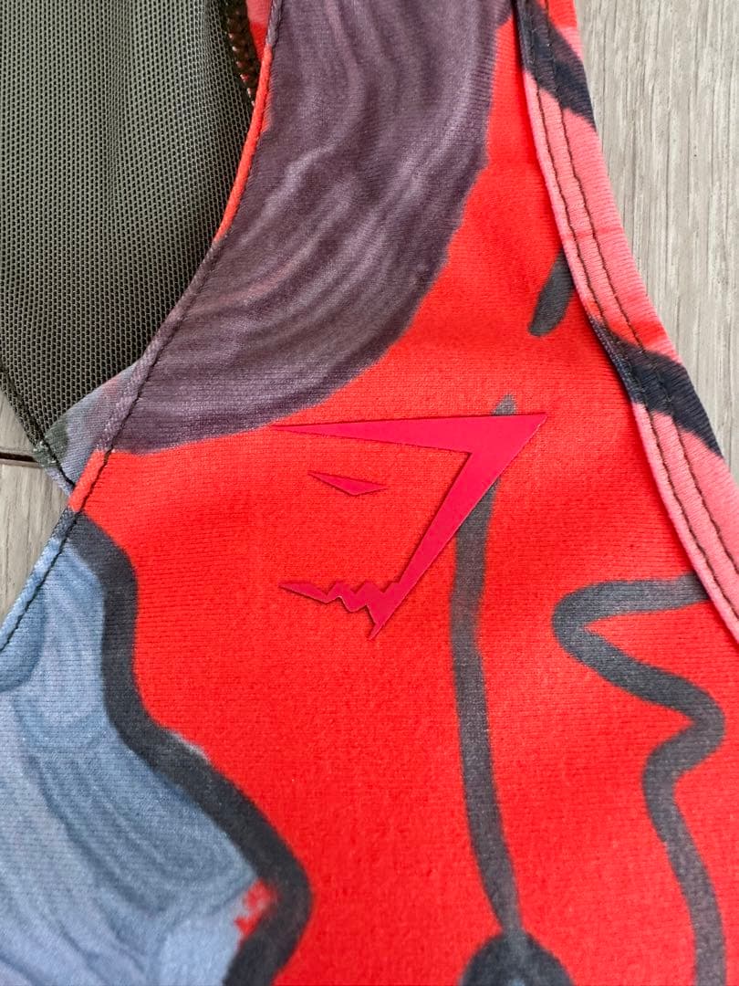 ジムシャーク新品NIKKIコラボ美尻ジム未使用alo限定ヨガXSアルファリート