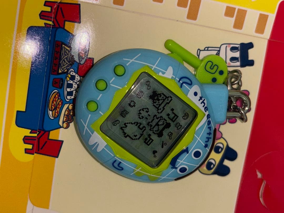 ★希少品★いぇー!ふぁみりーイロイロ! 　たまごっちプラス 　ふぁみたまワールド