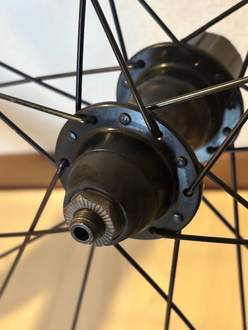 ディープリムホイール　クリンチャー