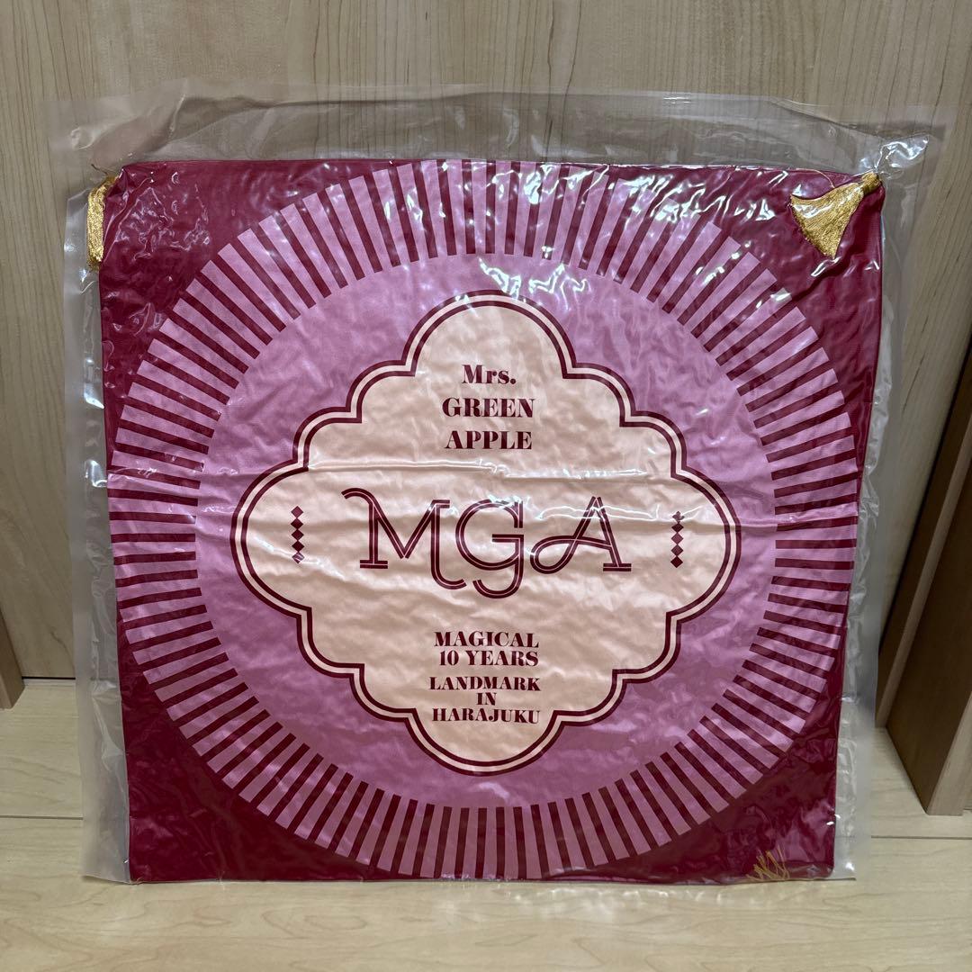 H　マグカップ・クッションまとめ売り