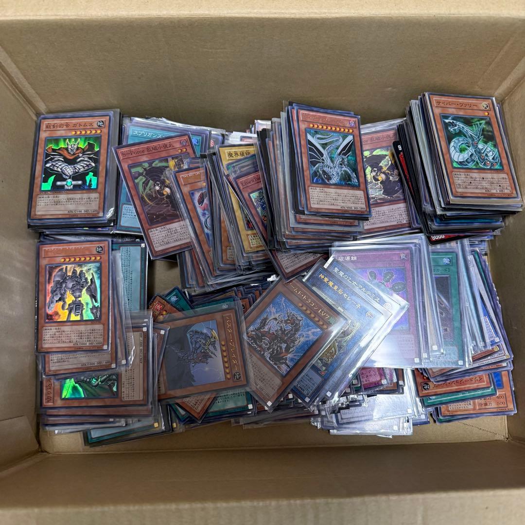 ま*こ様 遊戯王カード レリーフ含む 大量セット