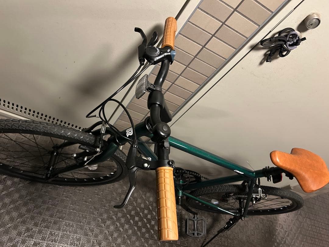 新品　自転車　クロスバイク グリーン 24インチ　7段変速　大阪市内で受け渡し