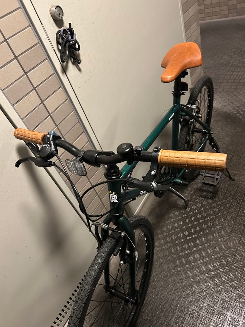 新品　自転車　クロスバイク グリーン 24インチ　7段変速　大阪市内で受け渡し