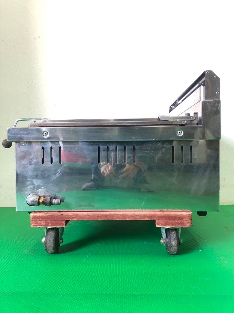 ☆地域限定送料無料☆ マルゼン　ガス餃子焼器　13A 業務用　MGZ-066W