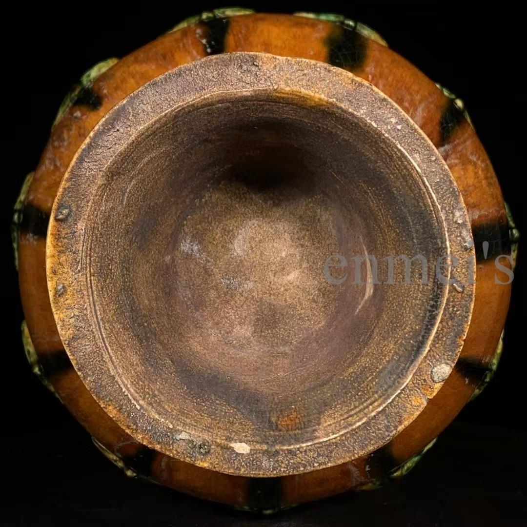 中国古美術 【唐三彩】 陶器製 花卉彫刻 植物文様 彫刻細工 壺 花器 古陶磁