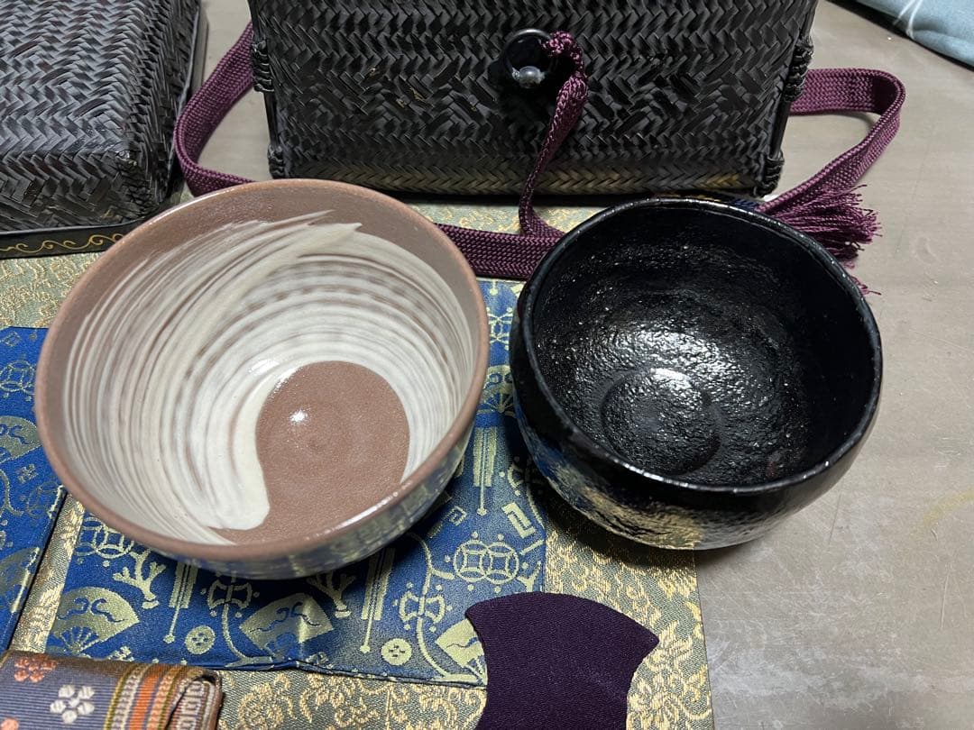 御所籠 栗田元竺 茶道具 黒楽茶碗 刷毛目茶碗 古帛紗 莨入れ 茶箱