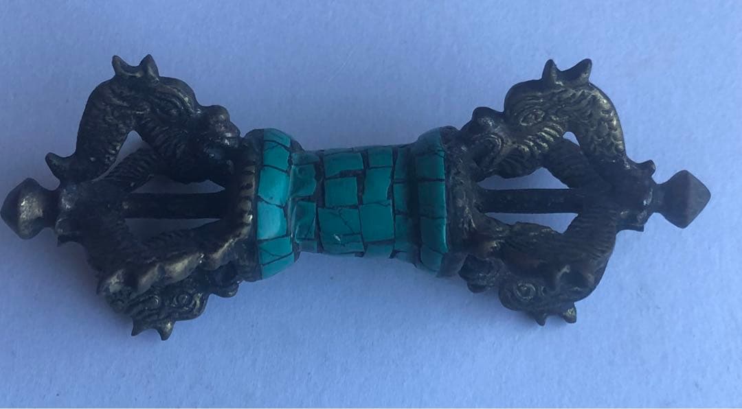 五鈷杵銅器にタ一コイズ象嵌龍彫り仏具アンティーク