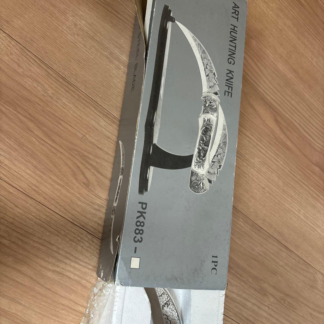 PK883 アートハンティングナイフ　ディスプレイ