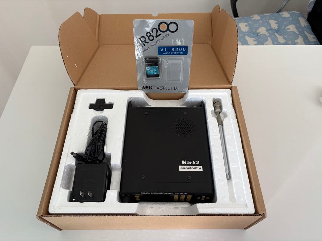 受信機 AOR AR8600 MARK2