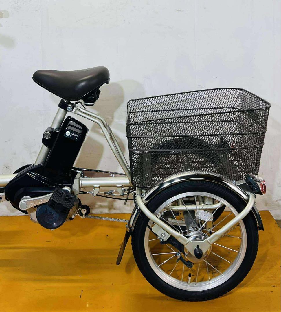 送料無料条件付き　パナソニック　電動アシスト自転車三輪車(18/16型)