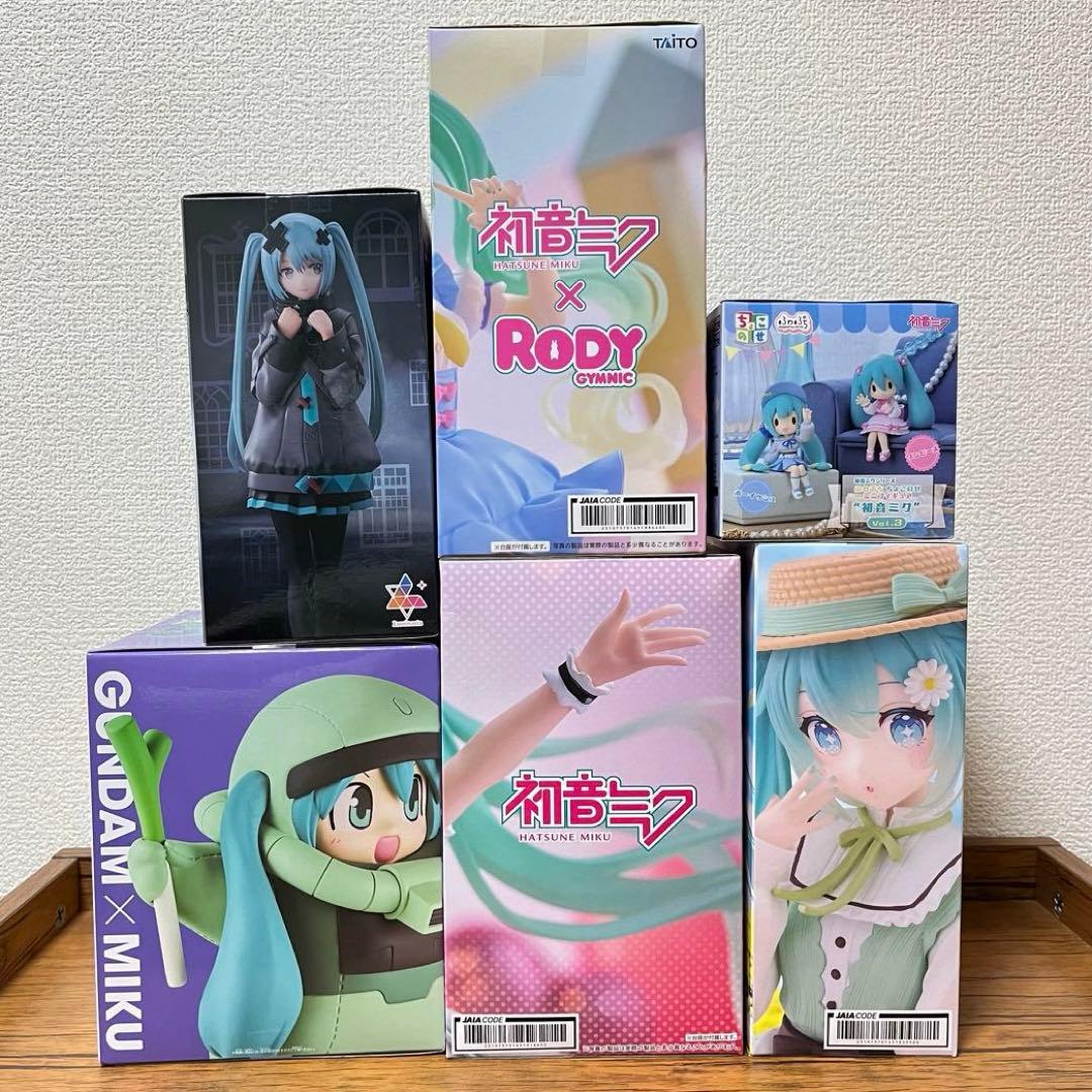 《6点セット》初音ミク フィギュア まとめ売り & おまけ付き