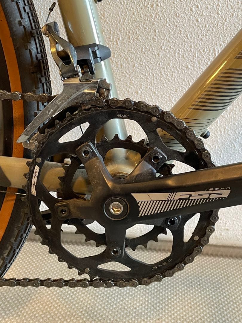 2020年モデル　FUJI JARI 1.5 グラベルロードバイク 49センチ