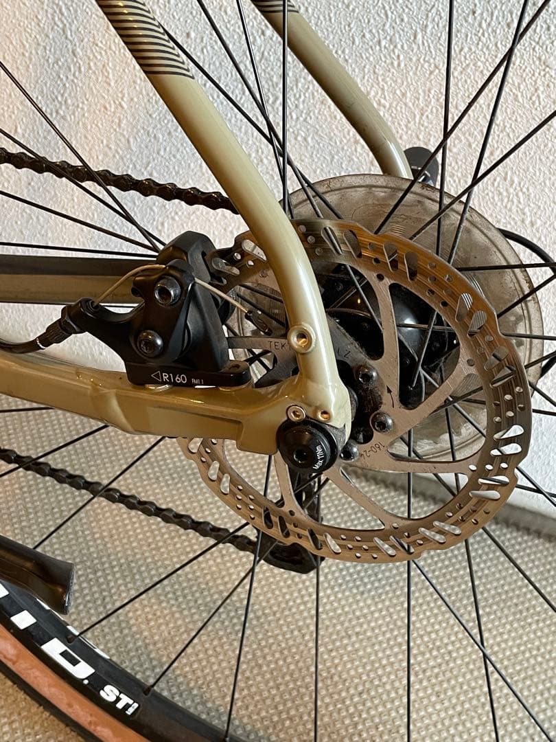 2020年モデル　FUJI JARI 1.5 グラベルロードバイク 49センチ