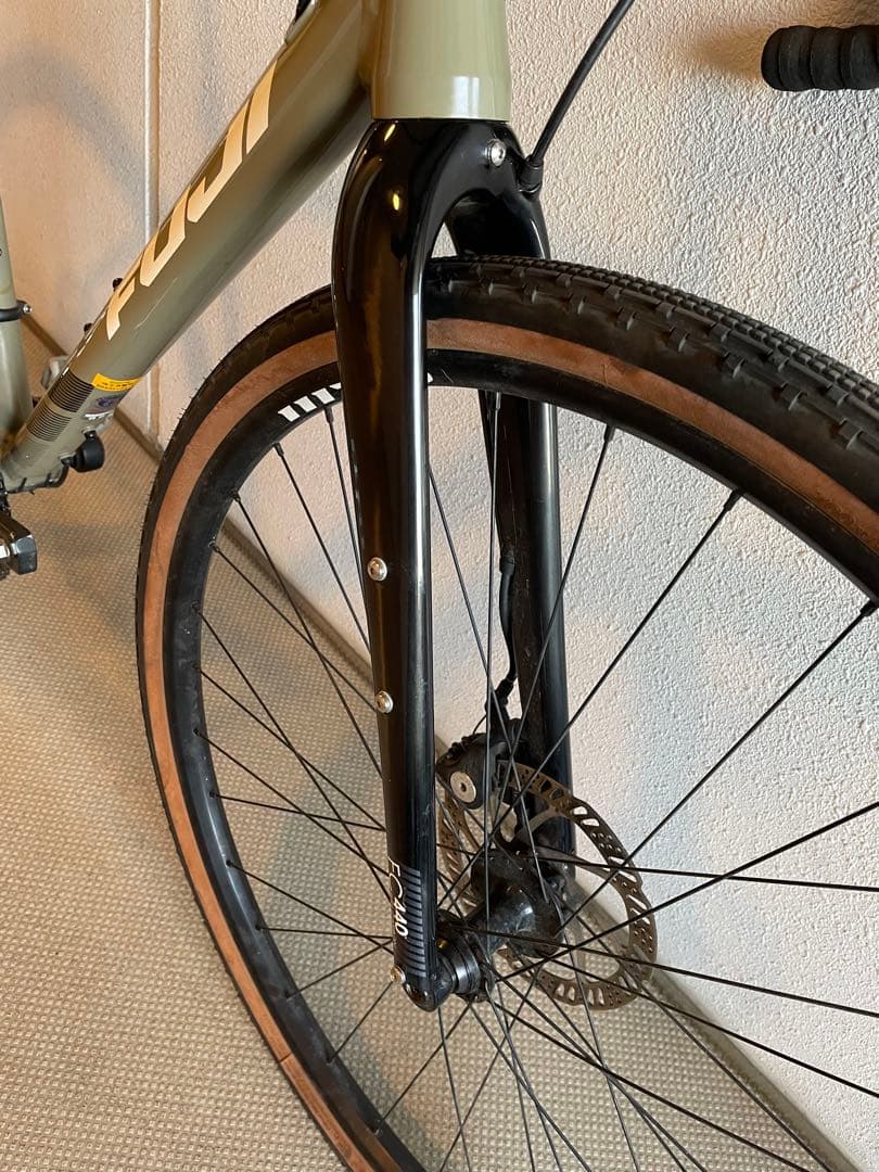 2020年モデル　FUJI JARI 1.5 グラベルロードバイク 49センチ