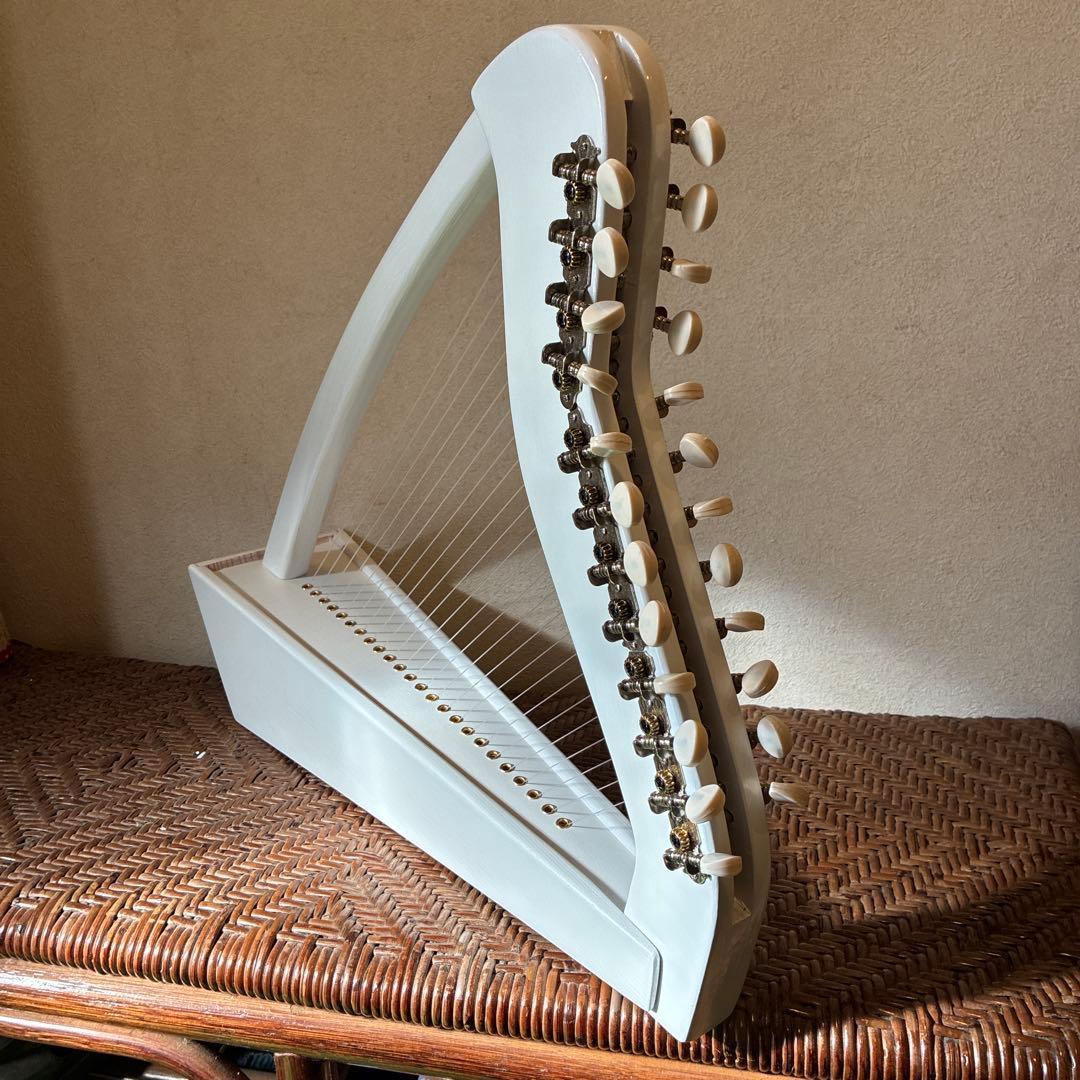 ほのぼの工房のミニハープ