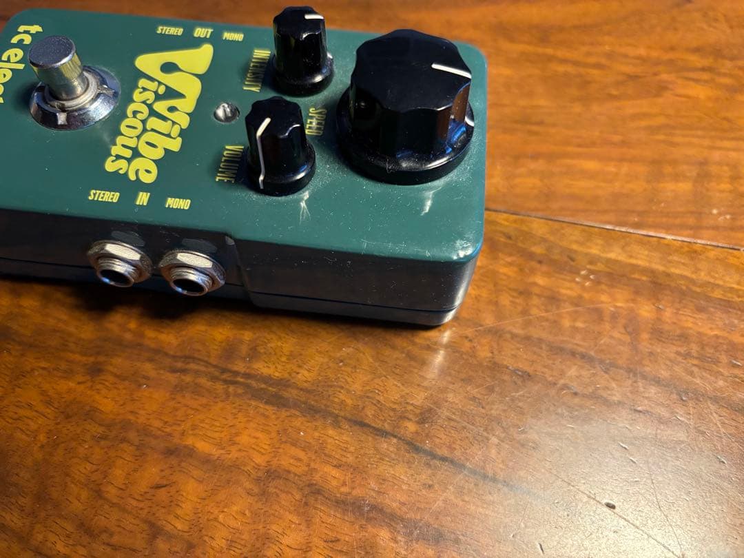tc electronic Viscous Vibe　エフェクター ユニバイブ