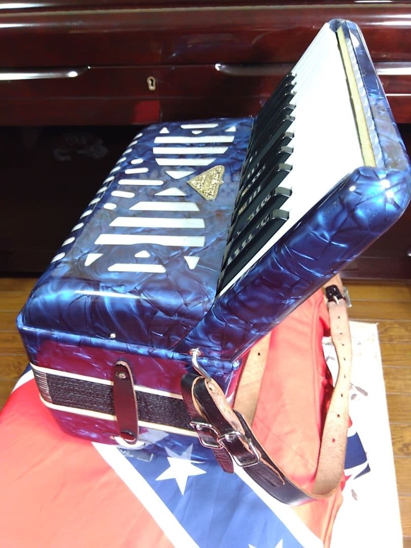 （美品即演奏可）TAMBO SOPRANO アコーディオン 青【信頼の日本製】