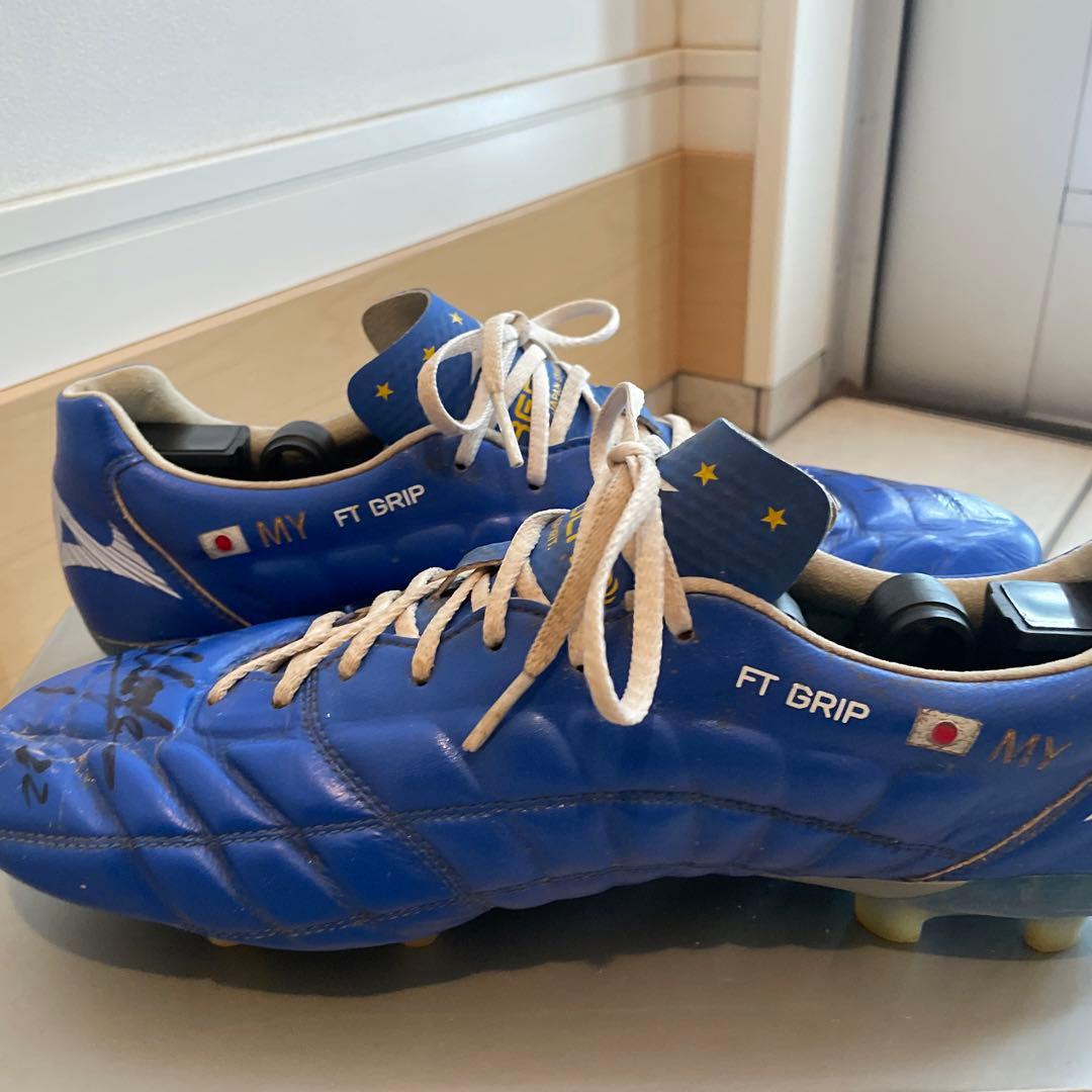 日本代表吉田麻也　サイン入りスパイク