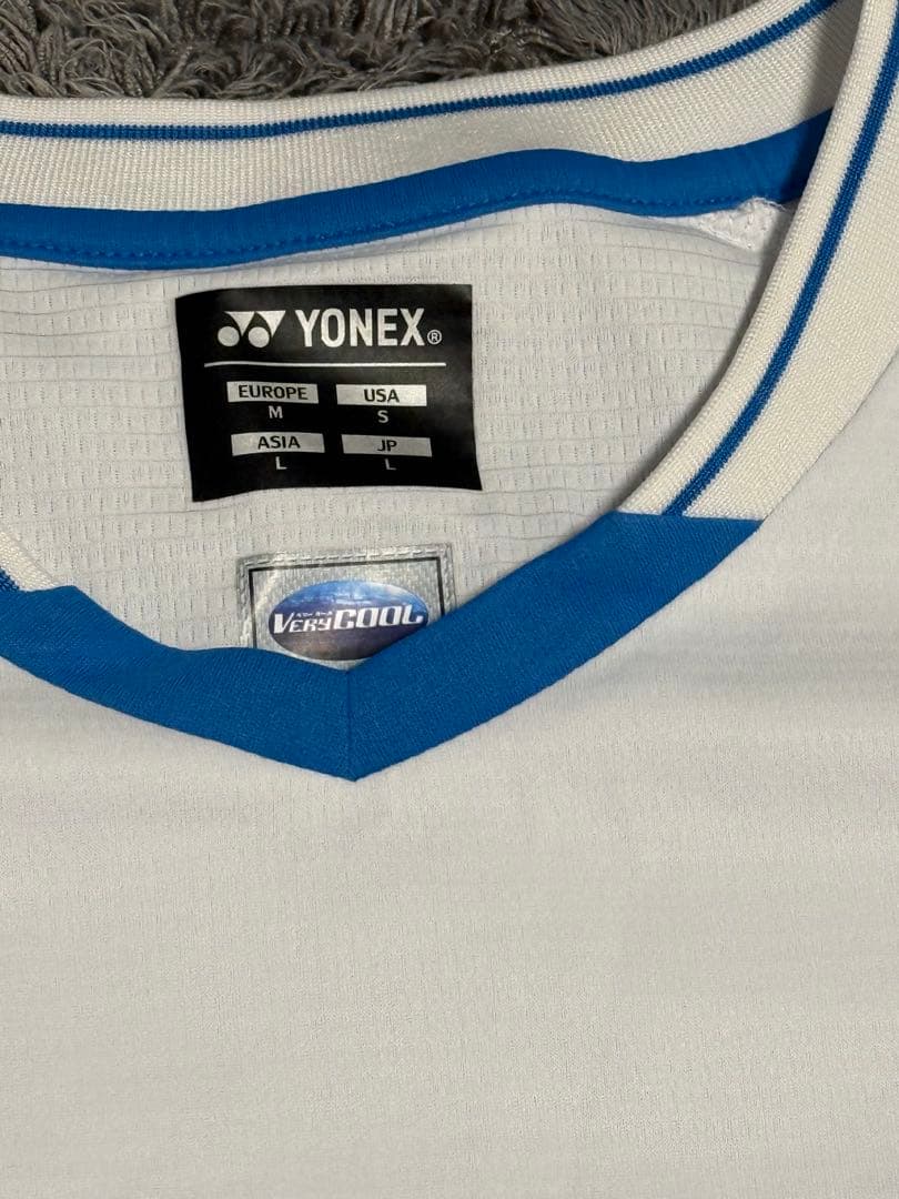 (あーる)YONEX バドミントン ウェアLサイズ 中国代表モデル 上下
