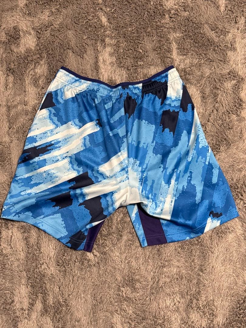 (あーる)YONEX バドミントン ウェアLサイズ 中国代表モデル 上下