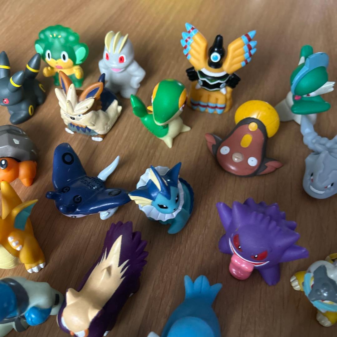 ポケットモンスター ポケモン フィギュア 指人形 まとめ売り 107個＋8個