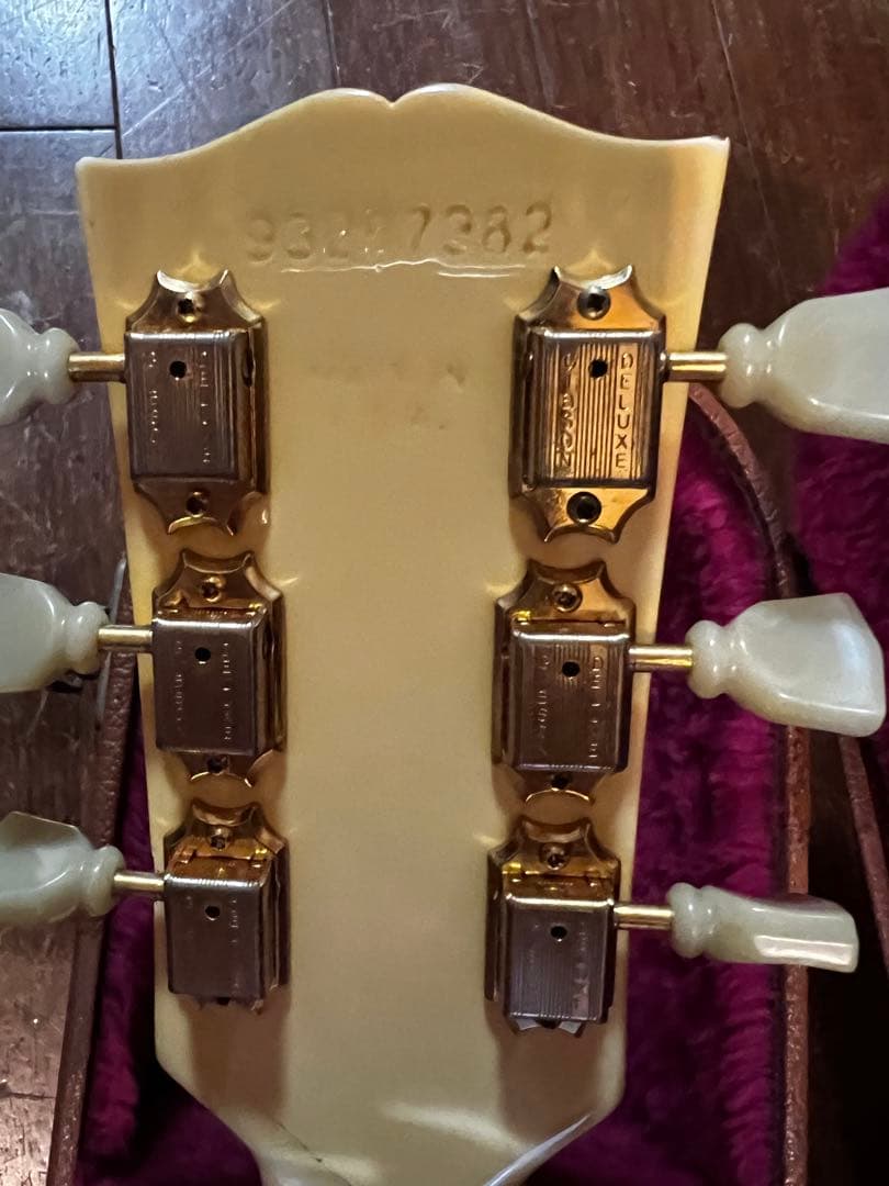 ギブソン　Les Paul Studio