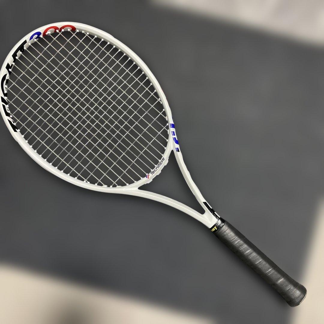 Tecnifibre Tfight 300 テニスラケットG2