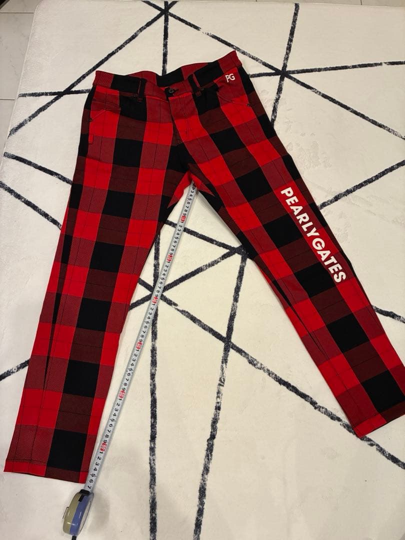 週末限定価格 パーリーゲイツ　パンツ　赤黒チェック　サイズ3