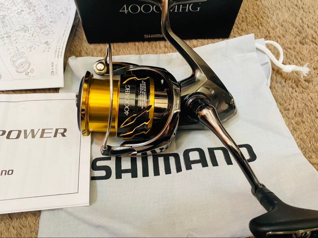 ま*お様 シマノ20ツインパワー4000MHG