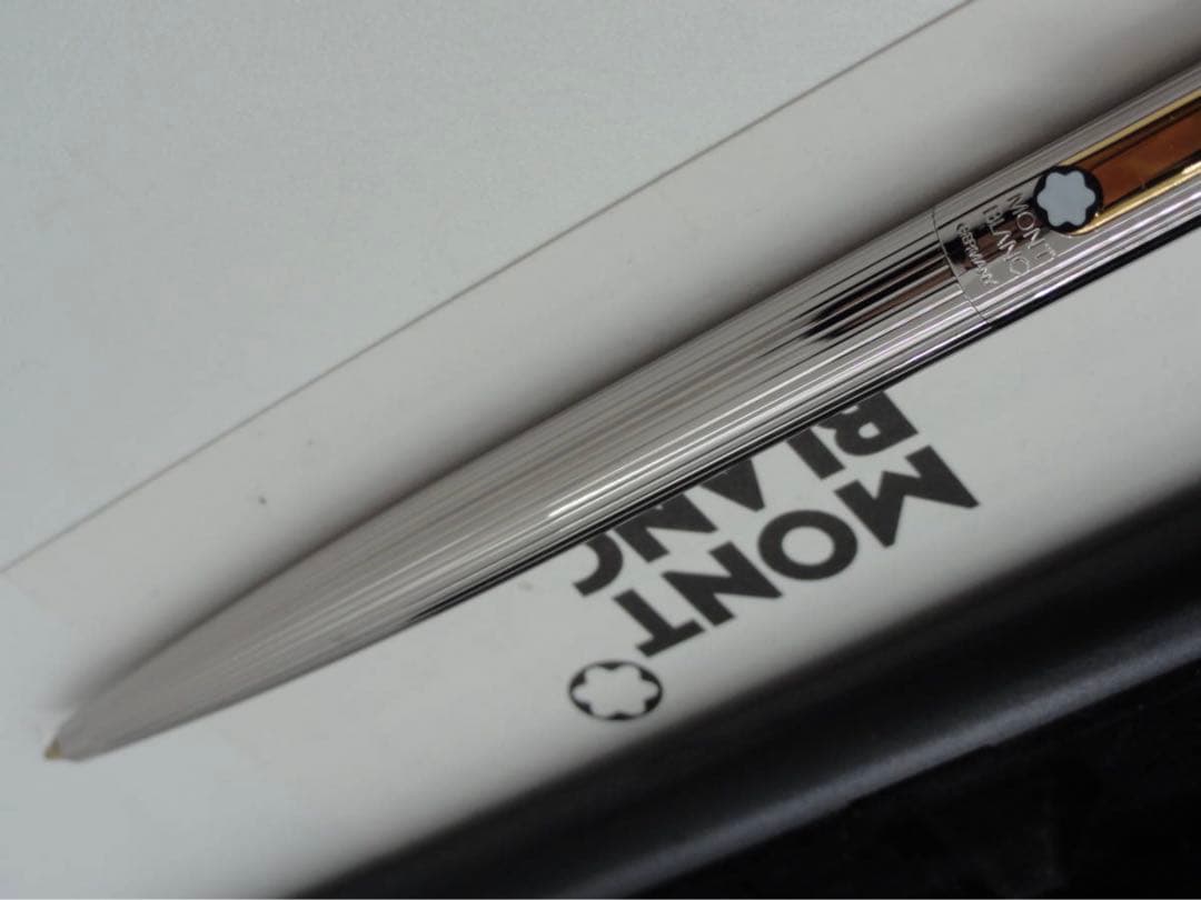 未使用に近い美品！総プラチナ張り価値あるSラインの最高峰No2929★モンブラン