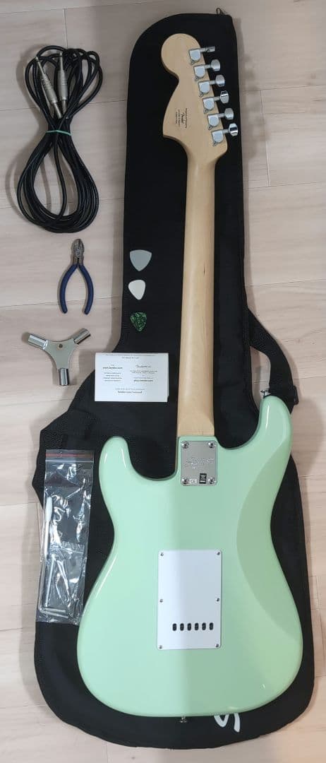 エレキ ストラト スクワイヤー サーフグリーン ＋付属品セット
