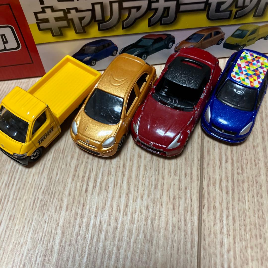 トミカタウン 立体パーキング、つながる道路、キャリアカーセット