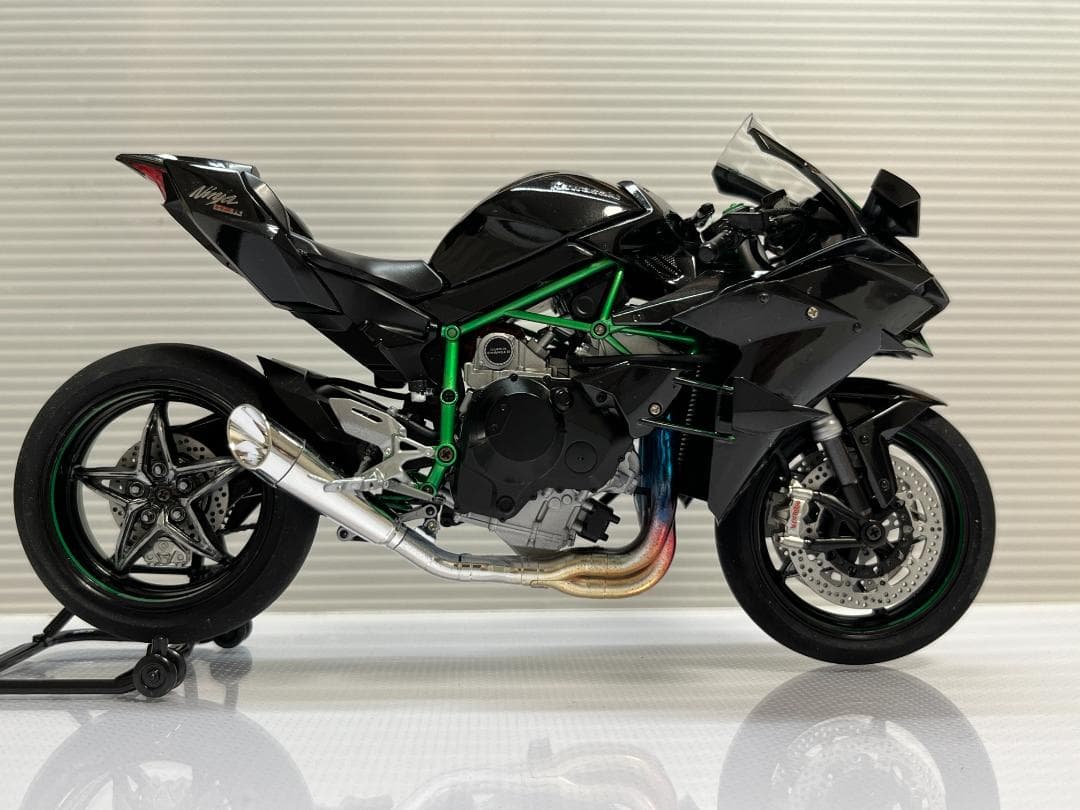 Kawasaki Ninja H2 1/12スケールモデル　完成品