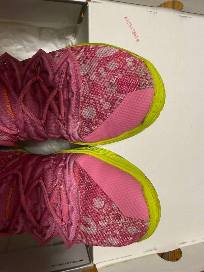Nike Kyrie 5 “スポンジ・ボブ（パトリック）