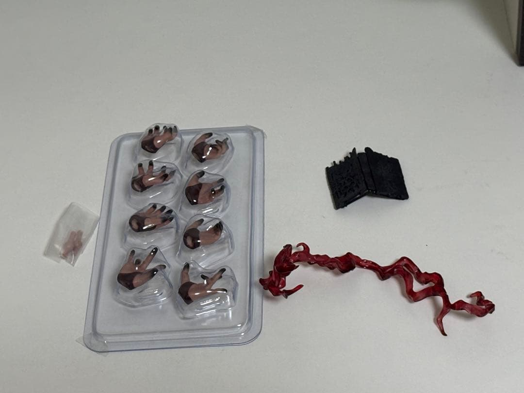 スカーレット・ウィッチ 1/6スケールフィギュア ボーナスアクセサリー付き